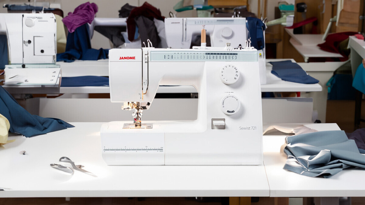 Janome Sewist 721 Review: Should You Buy It?