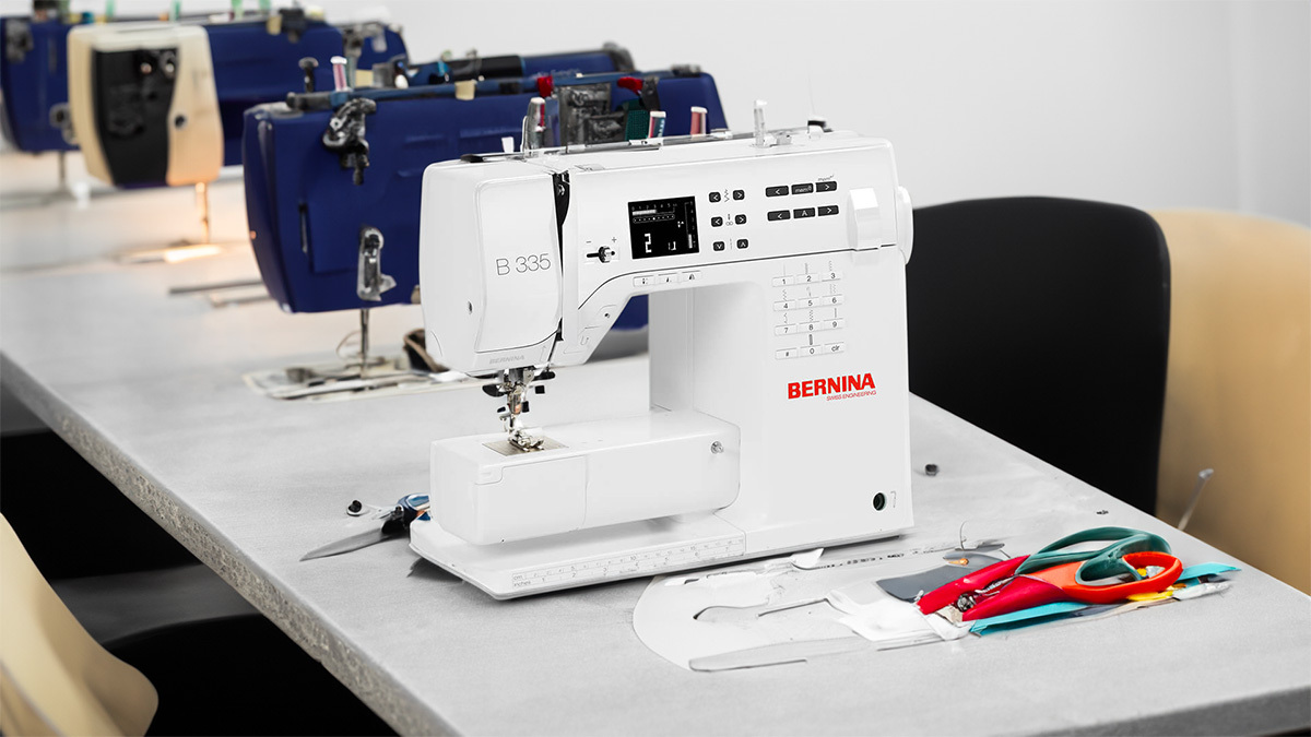 Bernina 335 Review: Is It A Good Sewing Machine?