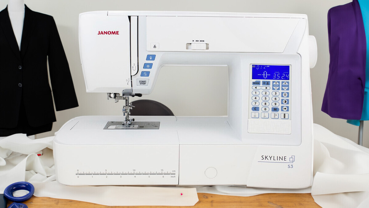 Janome Skyline S3 Review: Is It Really That Good?